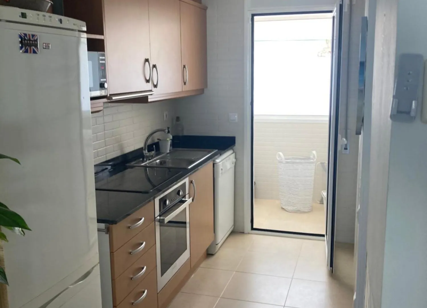 Oliveres Hospitalet De L'Infant Apartment